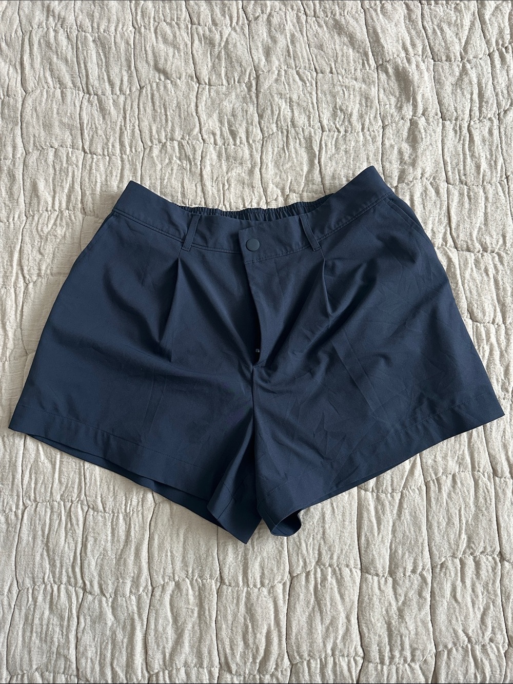 All in Motion Navy Gold Shorts M